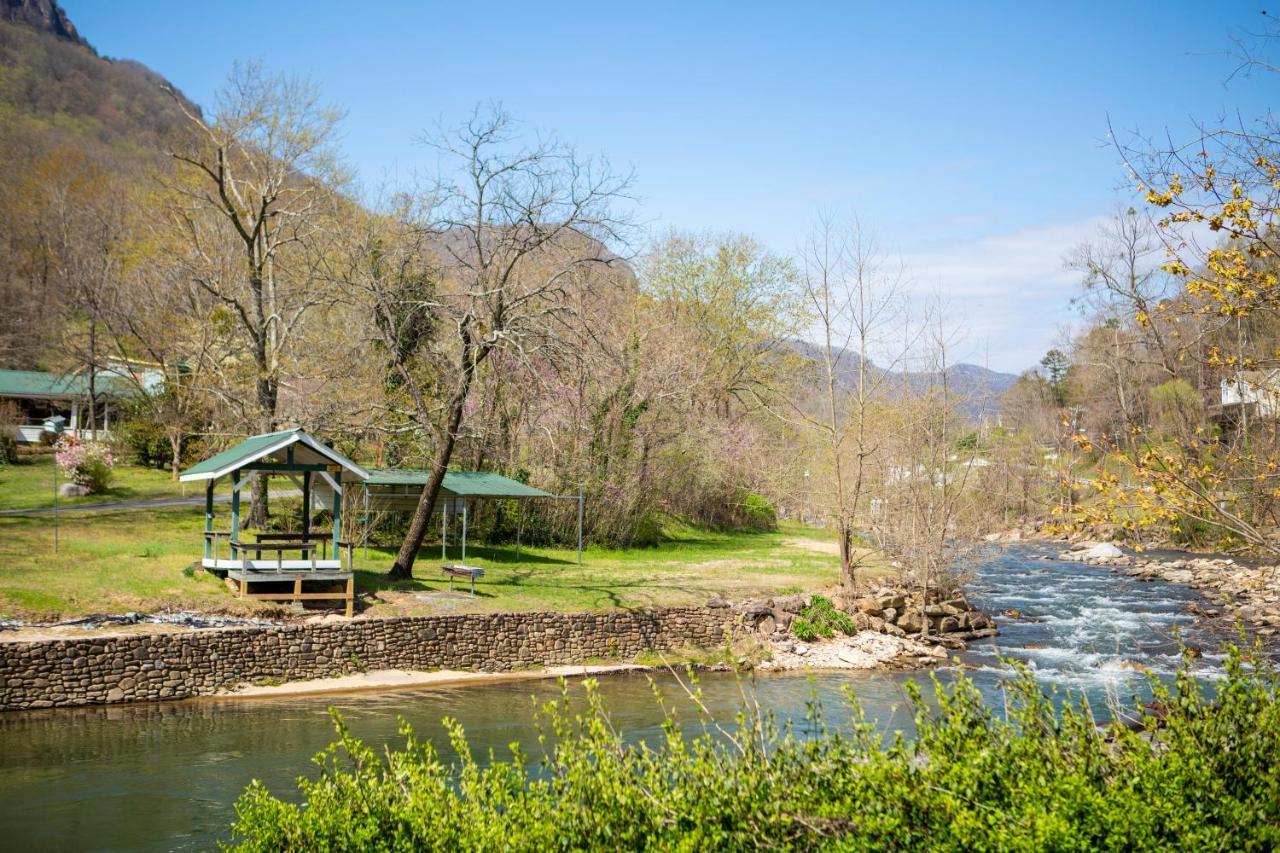 The Chimney Rock Inn & Cottages Kültér fotó